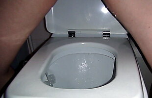 Dirty panties and pee in quarantine - Compilation